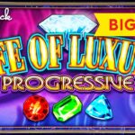 How to Trick A Life of Luxury Slot Machine